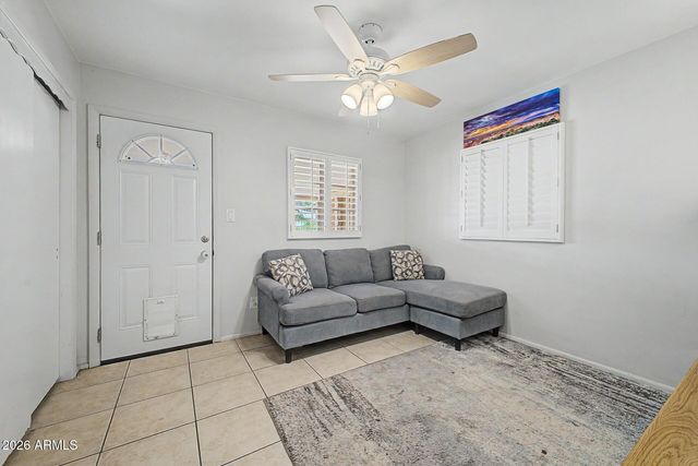 2412 W MARLETTE Avenue, Phoenix, AZ 85015