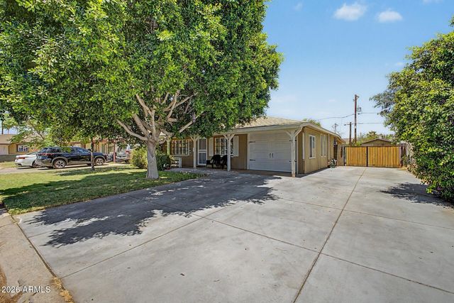 2412 W MARLETTE Avenue, Phoenix, AZ 85015