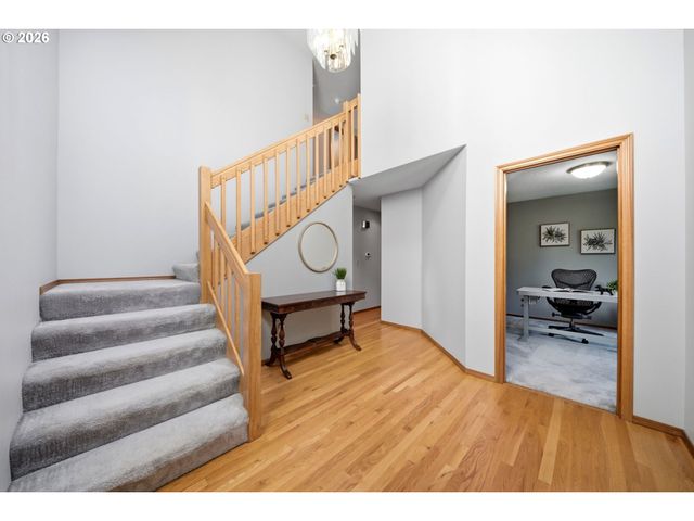 2647 Sw Sylvania Ter, Portland, OR 97219