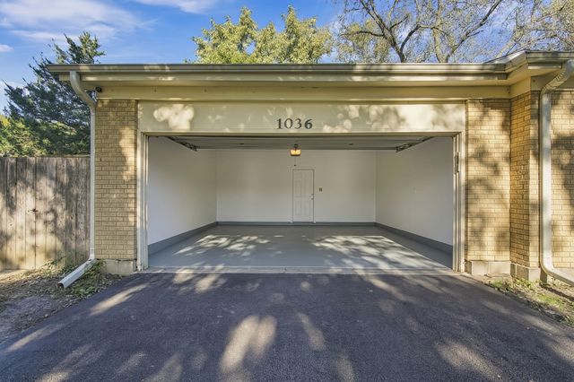 1036 Foxworth Boulevard, Lombard, IL 60148