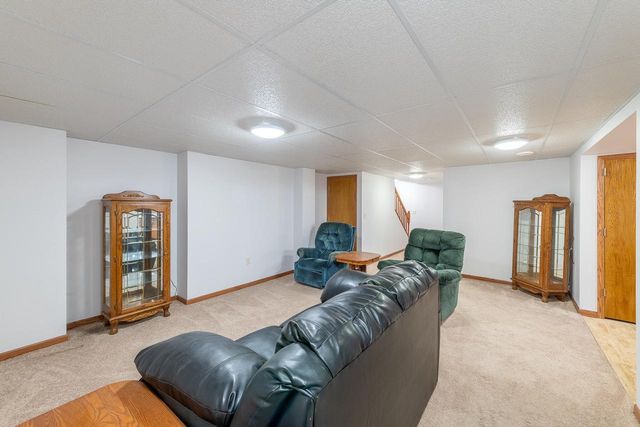 10655 33rd AVENUE, Pleasant Prairie, WI 53158