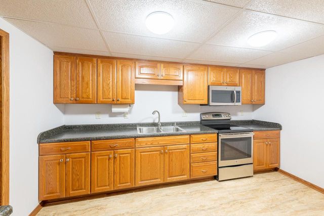 10655 33rd AVENUE, Pleasant Prairie, WI 53158