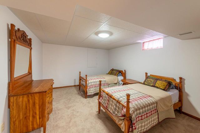 10655 33rd AVENUE, Pleasant Prairie, WI 53158