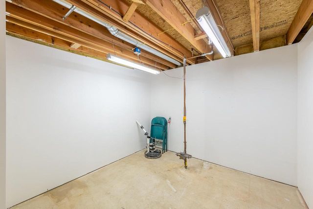 10655 33rd AVENUE, Pleasant Prairie, WI 53158