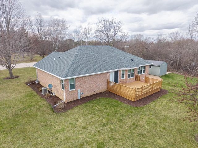 10655 33rd AVENUE, Pleasant Prairie, WI 53158