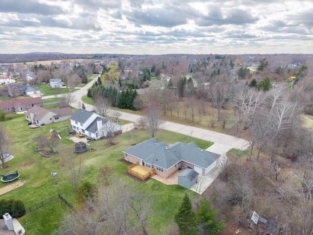 10655 33rd AVENUE, Pleasant Prairie, WI 53158