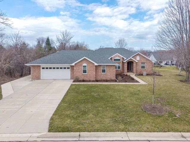 10655 33rd AVENUE, Pleasant Prairie, WI 53158