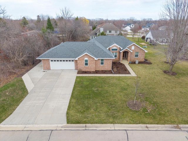 10655 33rd AVENUE, Pleasant Prairie, WI 53158