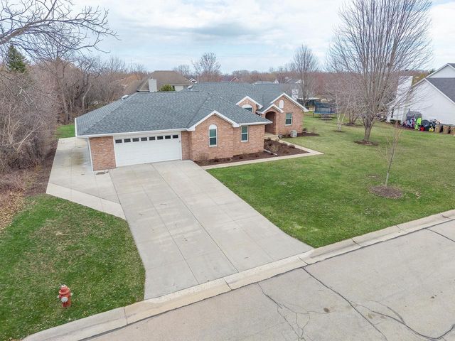 10655 33rd AVENUE, Pleasant Prairie, WI 53158