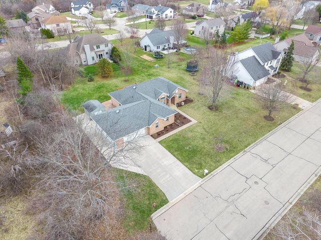 10655 33rd AVENUE, Pleasant Prairie, WI 53158