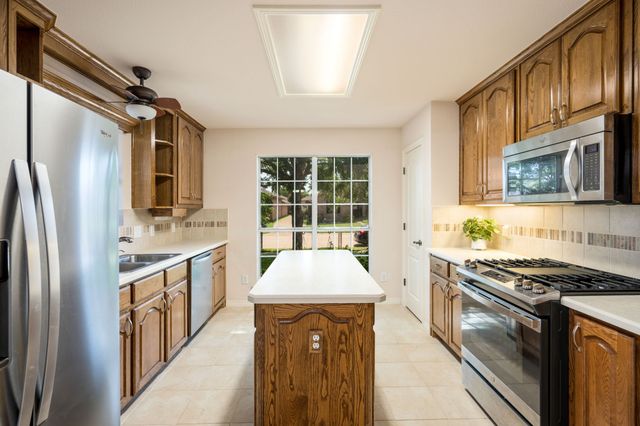 210 Bluebonnet Lane, Waxahachie, TX 75165