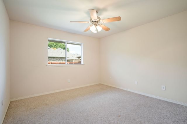 210 Bluebonnet Lane, Waxahachie, TX 75165