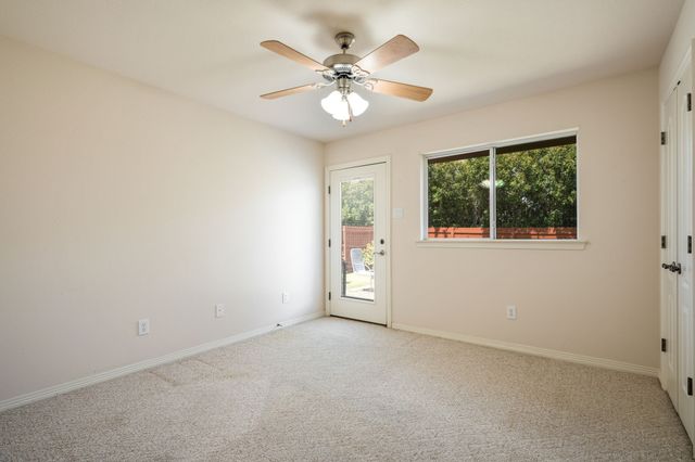 210 Bluebonnet Lane, Waxahachie, TX 75165