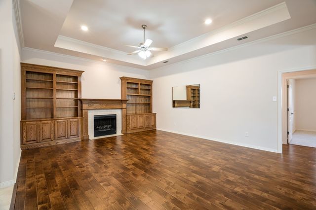 210 Bluebonnet Lane, Waxahachie, TX 75165
