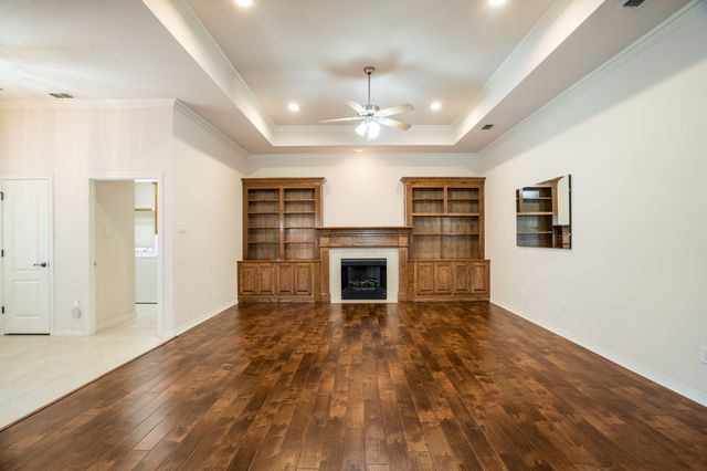 210 Bluebonnet Lane, Waxahachie, TX 75165