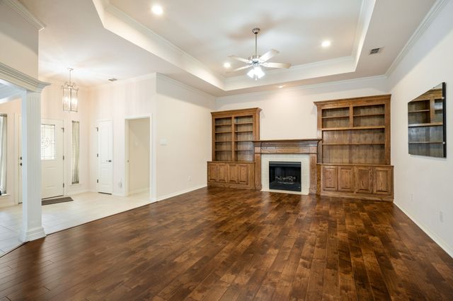 210 Bluebonnet Lane, Waxahachie, TX 75165