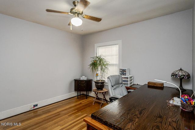 3547 Island Avenue, Toledo, OH 43614