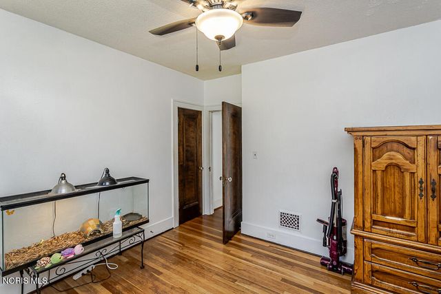 3547 Island Avenue, Toledo, OH 43614