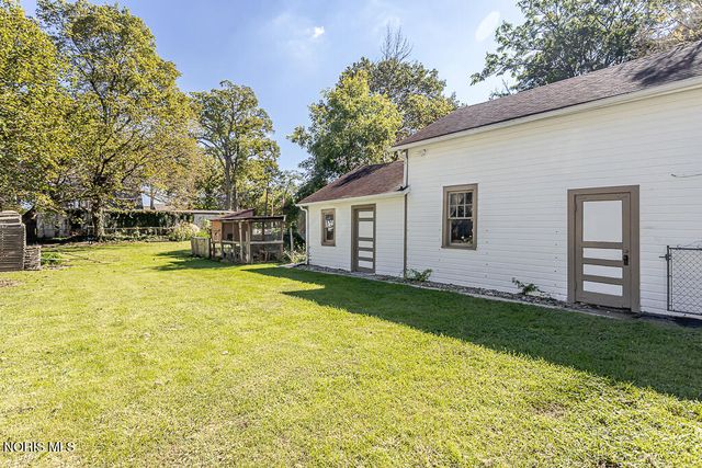 3547 Island Avenue, Toledo, OH 43614