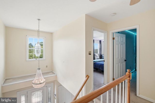 110 GWYNMONT DR, North Wales, PA 19454