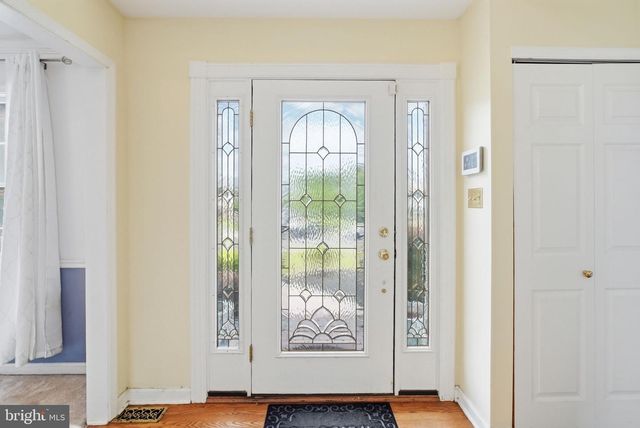 110 GWYNMONT DR, North Wales, PA 19454