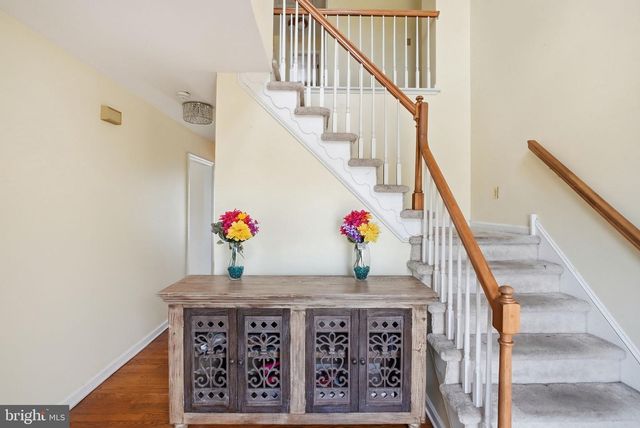 110 GWYNMONT DR, North Wales, PA 19454