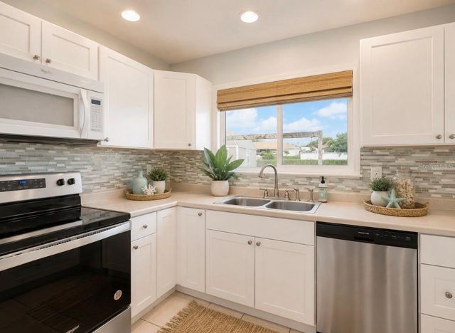 2755 GREENDALE ROAD, North Port, FL 34287