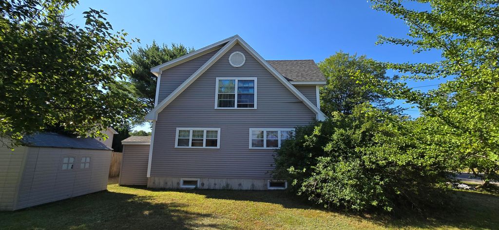 71 Grove Street, Lewiston, ME 04240 — photo 5