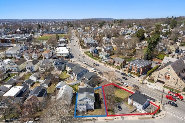 204 School St, Watertown, MA 02472