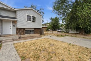 8375 W WESTERN DR, Magna, UT 84044