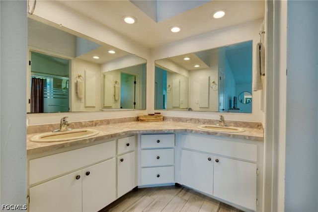 5004 SW 5th PL, Cape Coral, FL 33914