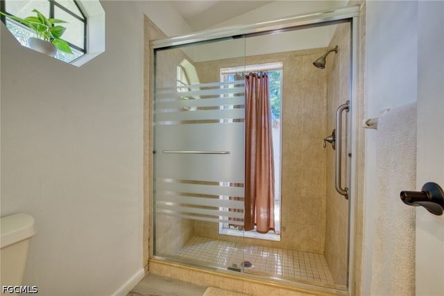 5004 SW 5th PL, Cape Coral, FL 33914