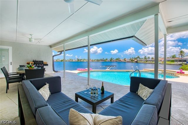 5004 SW 5th PL, Cape Coral, FL 33914