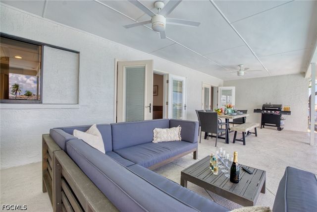 5004 SW 5th PL, Cape Coral, FL 33914