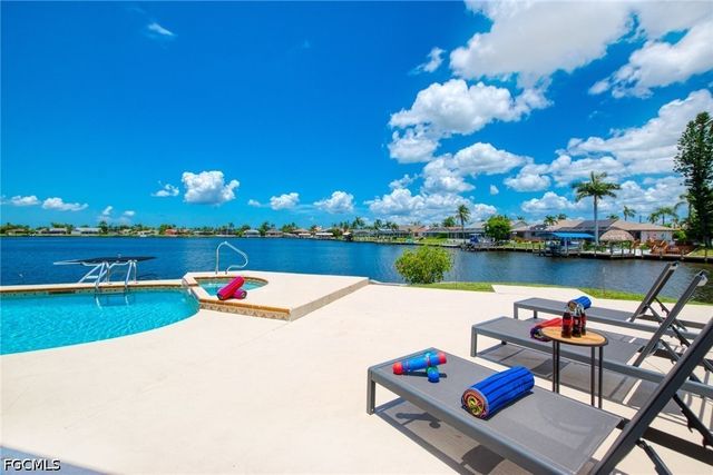 5004 SW 5th PL, Cape Coral, FL 33914