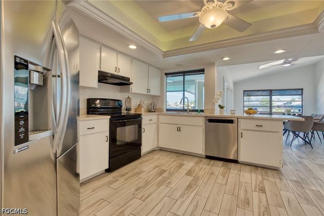 5004 SW 5th PL, Cape Coral, FL 33914