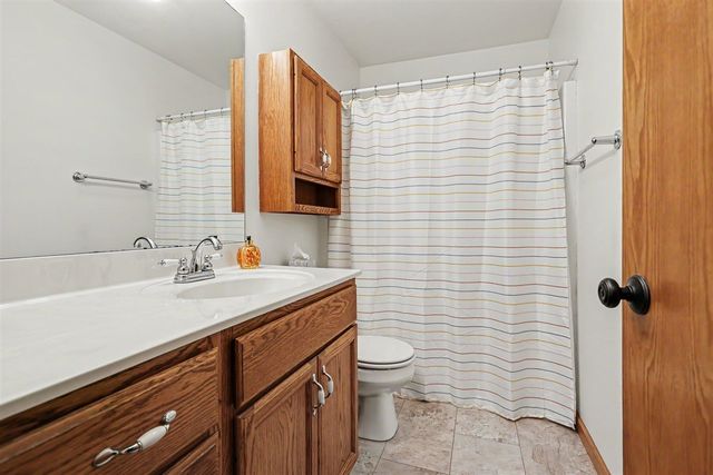 12 Hawksbury Point, Battle Creek, MI 49014