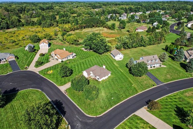 12 Hawksbury Point, Battle Creek, MI 49014