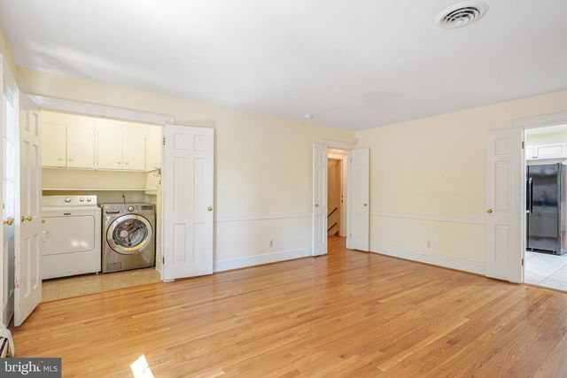 5 DELAHAY DR, Fredericksburg, VA 22401