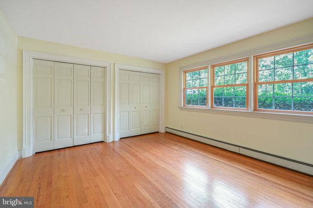 5 DELAHAY DR, Fredericksburg, VA 22401