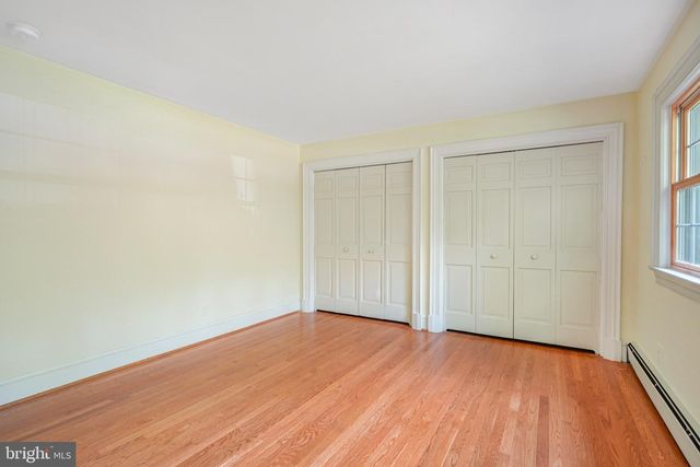 5 DELAHAY DR, Fredericksburg, VA 22401