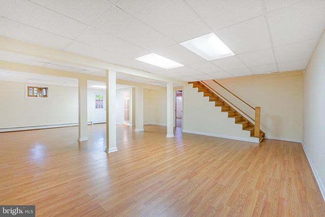 5 DELAHAY DR, Fredericksburg, VA 22401