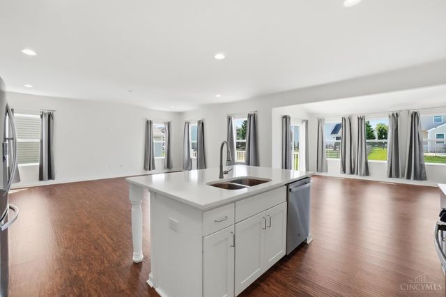 1236 Sinclair Drive, Maineville, OH 45039