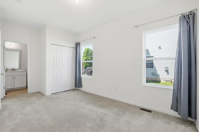 1236 Sinclair Drive, Maineville, OH 45039