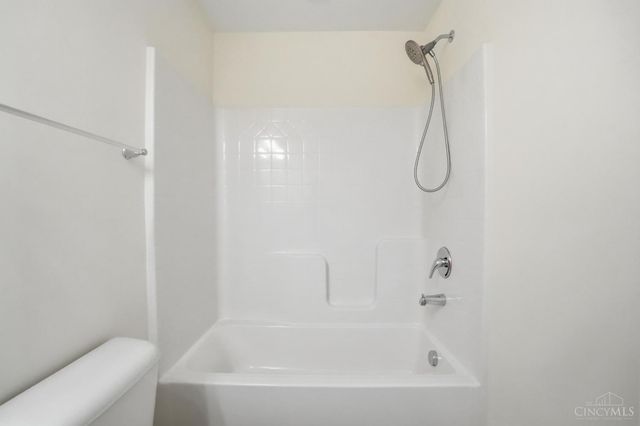 1236 Sinclair Drive, Maineville, OH 45039