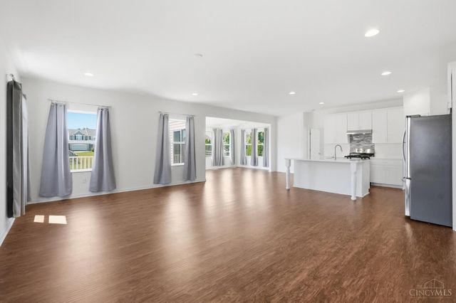 1236 Sinclair Drive, Maineville, OH 45039