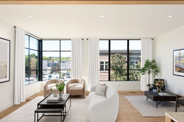 111 E State, Traverse City, MI 49684