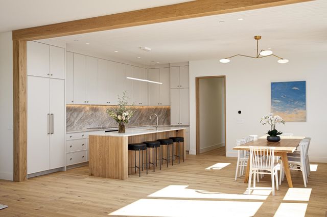 111 E State, Traverse City, MI 49684