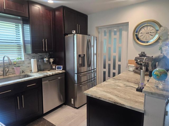 2098 SW 17th Drive, Deerfield Beach, FL 33442