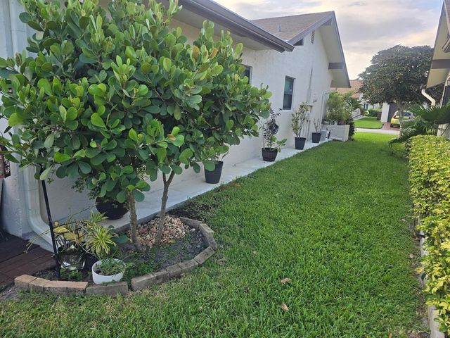 2098 SW 17th Drive, Deerfield Beach, FL 33442